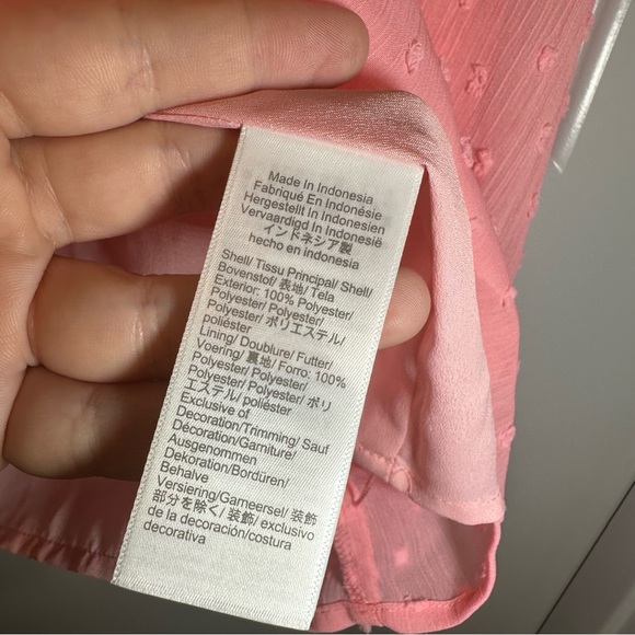 NWT J.Crew Neon Pink Clip-Dot Smocked Top BO348 size Small - Picture 9 of 12